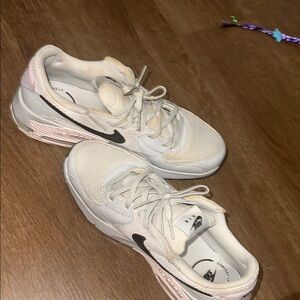 Nike White and Pink Women's Sneakers